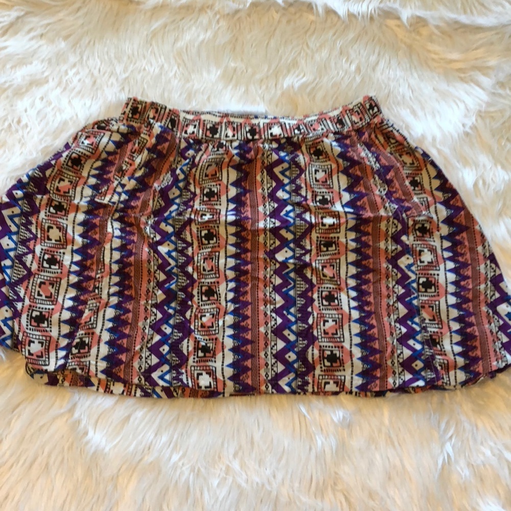 🌺 Forever 21 Women’s Skirt Size M
